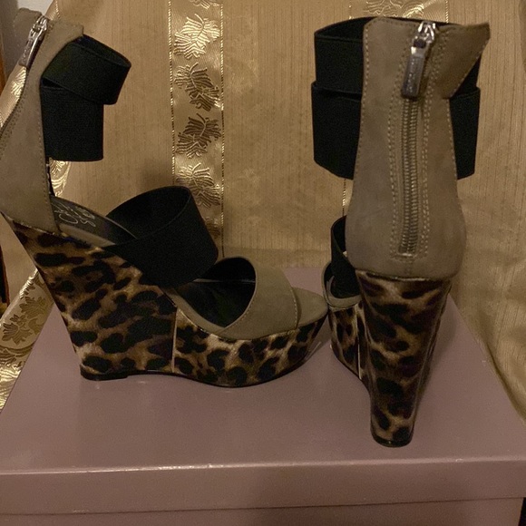 Wedge Sandals Tan with Leopard colors - Picture 3 of 7